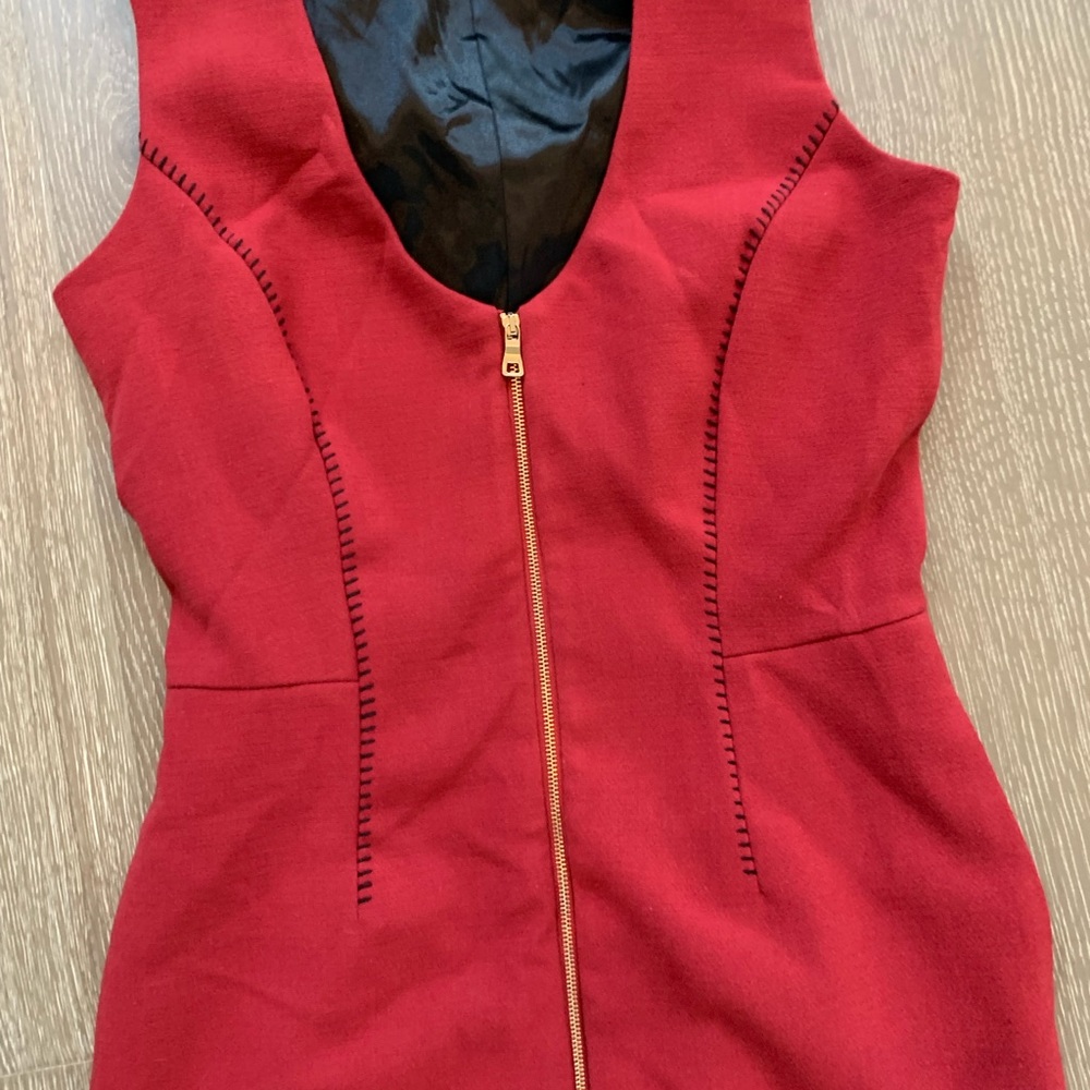 NWOT L’Agence Eva zip front mini dress in red - Picture 2 of 9